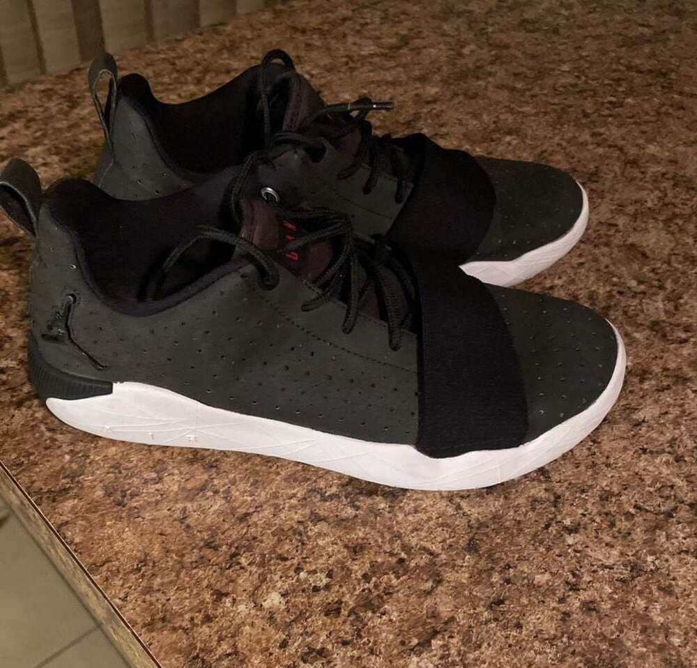 Nike AIR Jordan 23 "Breakout" Men’s Black Slip-On Basketball/Trainer Shoes - Picture 2 of 8